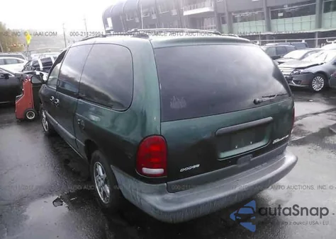 1997 Dodge Grand Caravan Se/Sport z USA, uszkodzony, nr VIN 2B4GP44R8VR163094